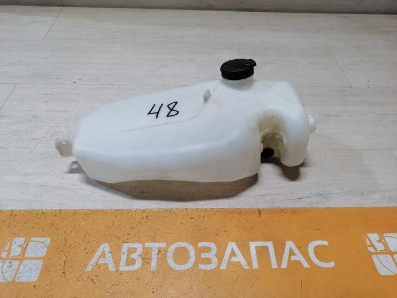 Sandero №8 бачок омывателя лобового стекла