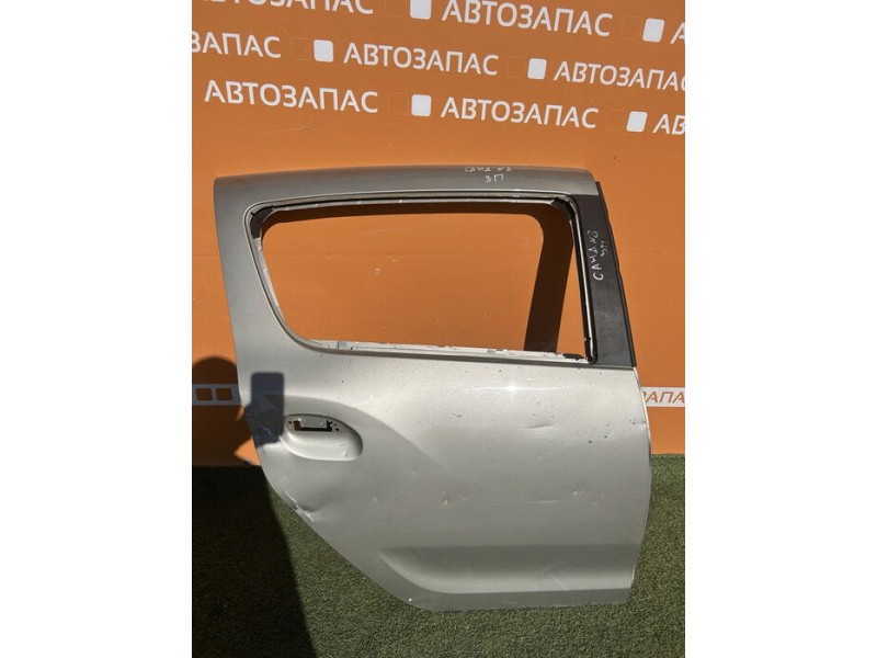 Sandero №8 дверь задняя правая деф