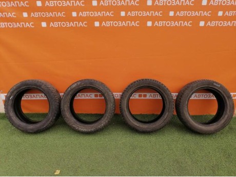 Sandero №9 шина 205/55 r16 данлоп зима липучка плохая