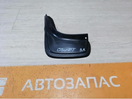Swift брызговик задний левый