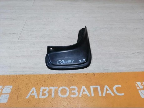 Swift брызговик задний правый