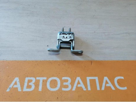 Swift петля двери задняя левая верхняя