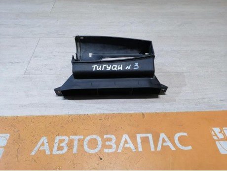 Tiguan №3 воздухозаборник 1k0805962