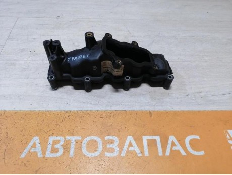 Touareg коллектор впускной правый