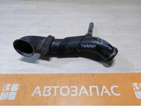 Touareg патрубок воздушного фильтра 7l6129609e