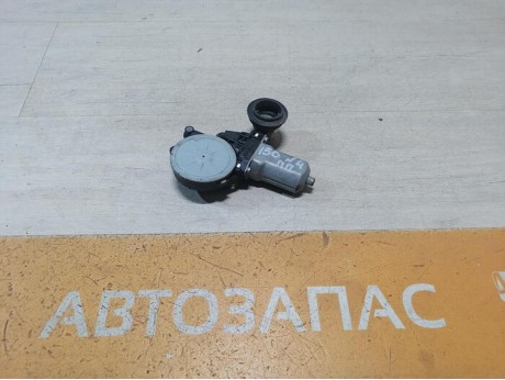 Corolla моторчик стеклоподъемника правый