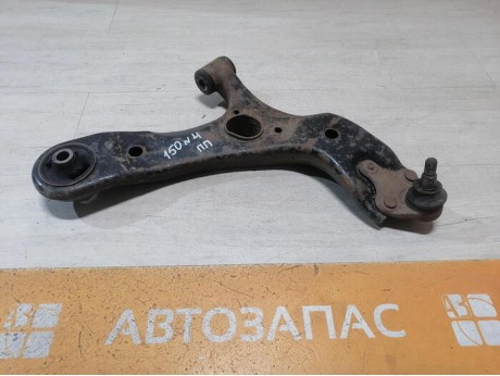 Corolla рычаг правый