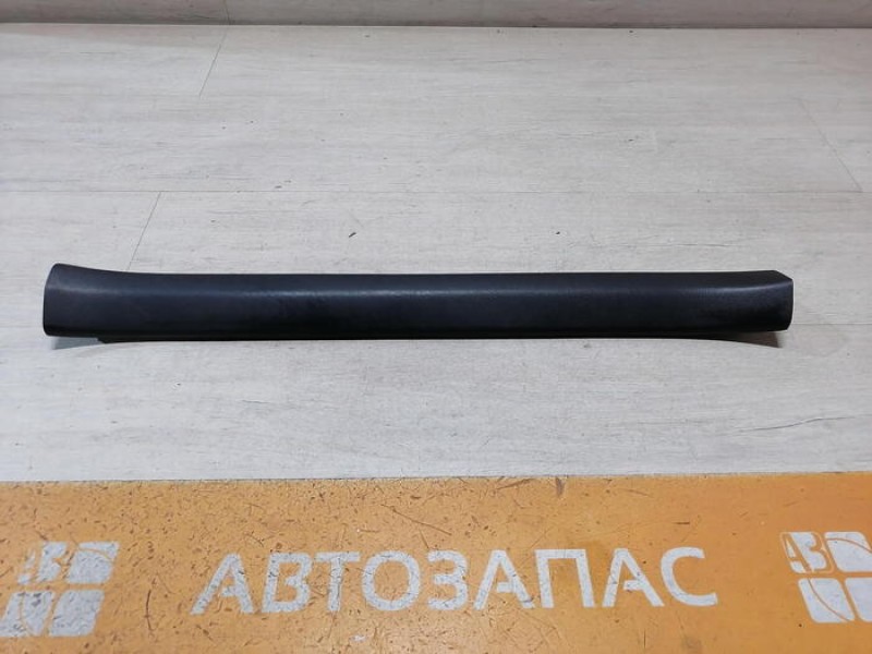 Corolla обшивка порога передняя левая
