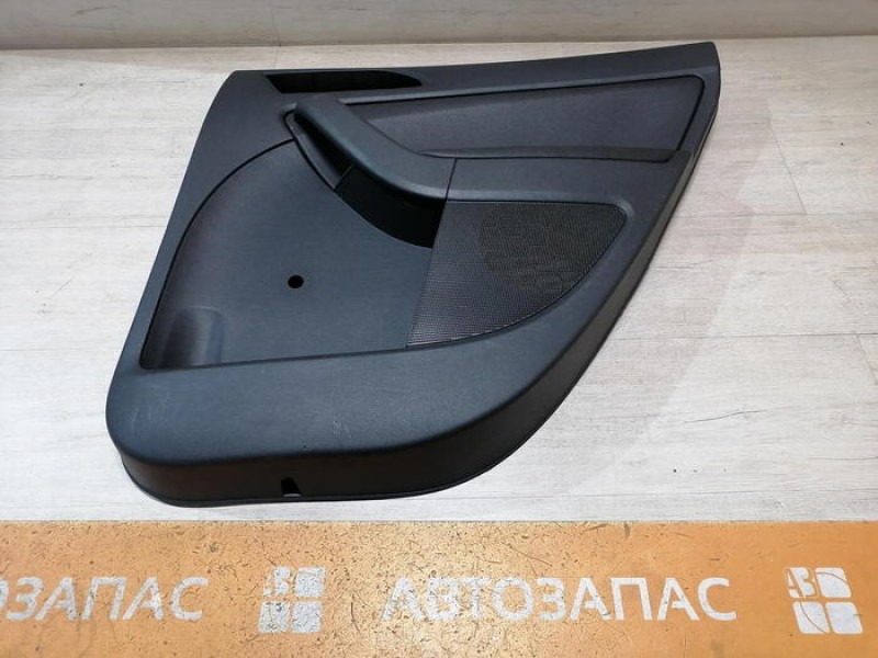 Yeti обшивка двери задняя правая мех деф