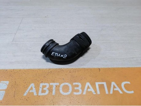 Yeti №2 патрубок воздушного фильтра деф 1k0129618bf