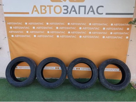 шина 235/55 R19 пирелли липучка зима к-кт