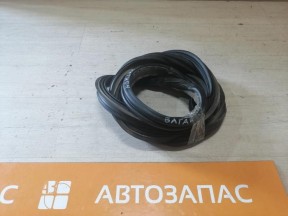 Actyon уплотнитель багажника