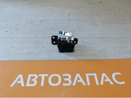 Ssangyong rexton П замок стекла крышки багажника