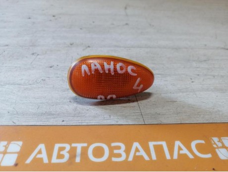 Lanos №4 повторитель поворота в крыло