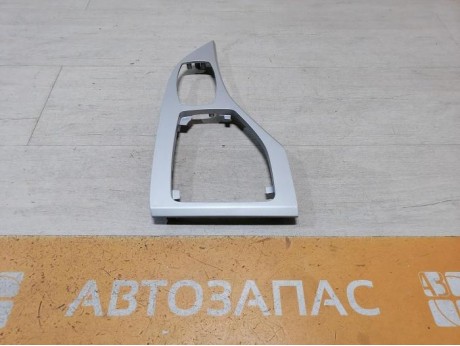 BMW X1 №1 накладка центральной консоли под кулису декоративная