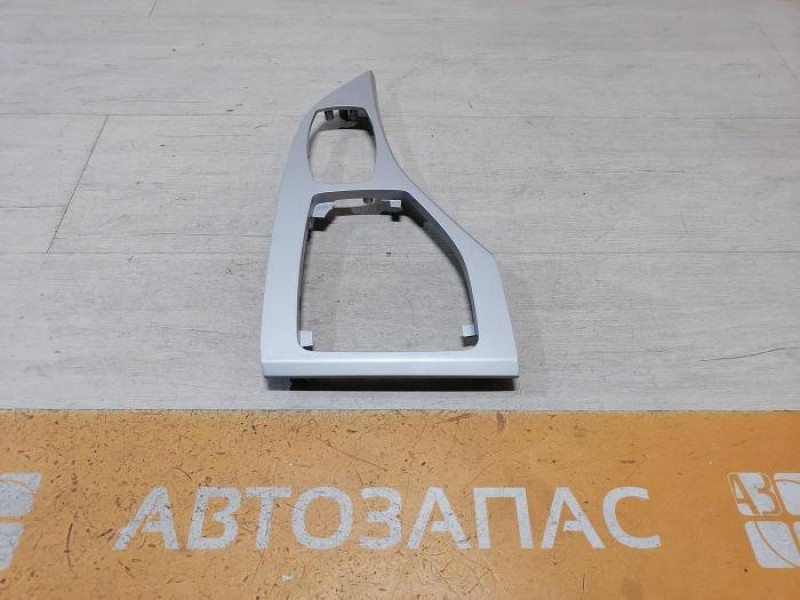 BMW X1 №1 накладка центральной консоли под кулису декоративная