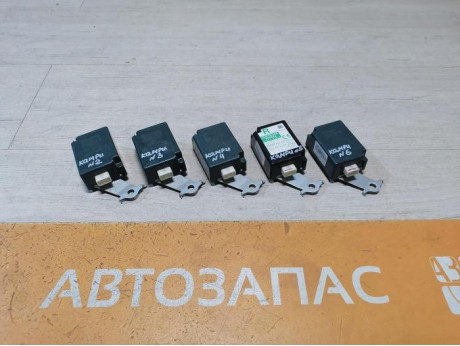 Camry v40 №2 блок управления центральным замком
