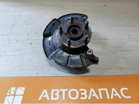 Elantra 5 П кулак передний левый