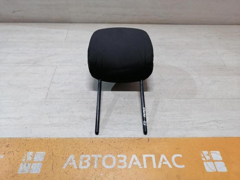 Logan 2 подголовник передний