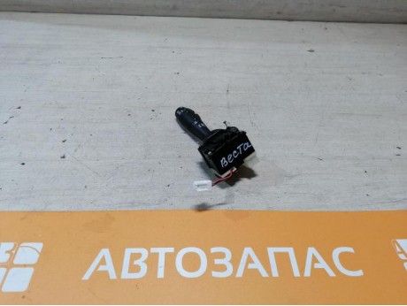 Lada Vesta переключатель поворотов света
