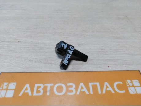 Prado 150 №2 датчик абс задний левый