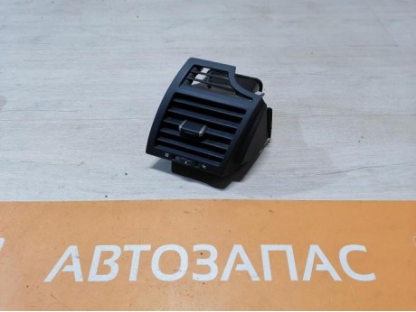Camry v40 №6 дефлектор торпедо правый