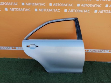 Camry v40 №6 дверь задняя правая