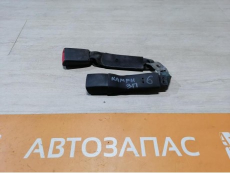 Camry v40 №6 замок ремня безопасности задний двойной