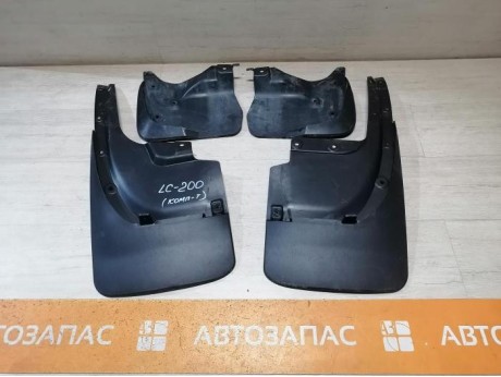 Land Cruiser 200 брызговик передний задний не оригинал к-кт
