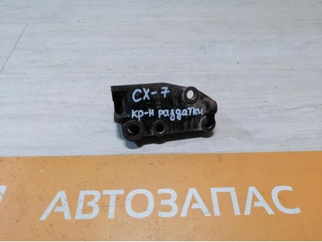 Mazda CX7 кронштейн раздатки