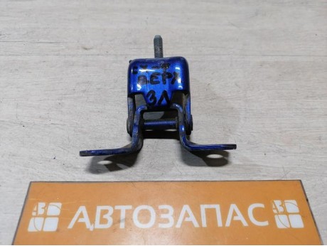 Mazda CX7 петля двери задняя левая верхняя