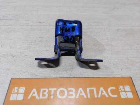Mazda CX7 петля двери задняя левая нижняя