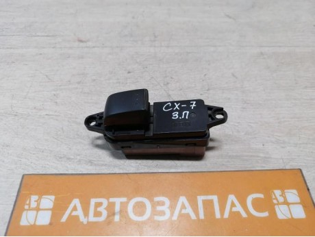 Mazda CX7 кнопка стеклоподъемника задняя правая