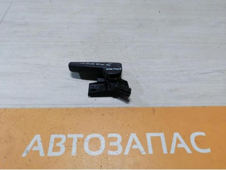 Polo №6 ручка открывания капота в салоне
