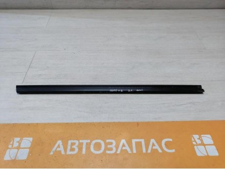 Polo №6 бархотка внутренняя задняя левая