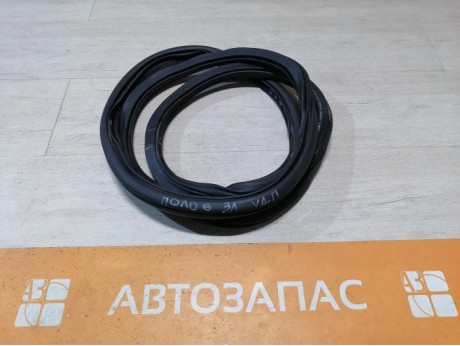 Polo №6 уплотнитель дверного проема задний левый деф