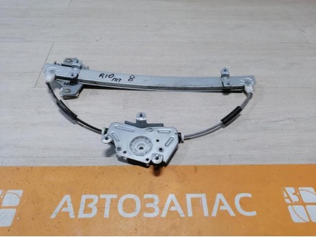 Rio 3 №8 стеклоподъемник передний правый