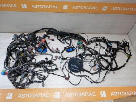 Arkana проводка салона 1,3 вариатор климат полн привод деф