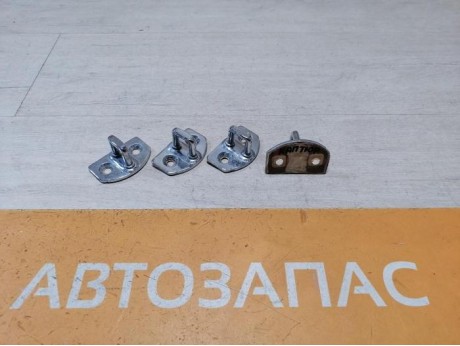 Kaptur петля замка двери