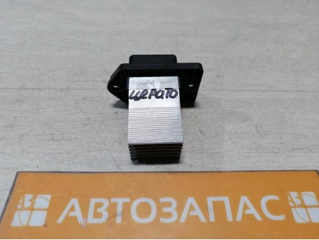 Cerato 2 №1 резистор печки