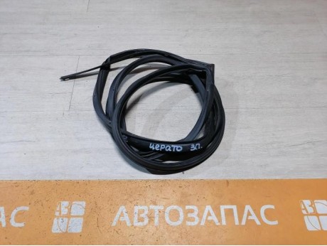 Cerato 2 №1 уплотнитель двери задний правый