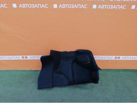 Rio 3 №9 обшивка багажника правая