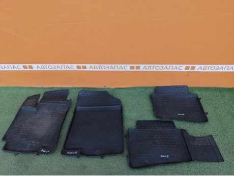 Rio 3 №9 коврик салона к-кт