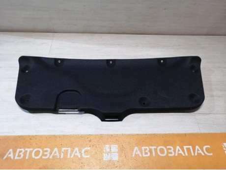 Rio 3 №9 обшивка крышки багажника
