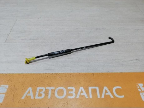 Rio 3 №9 упор капота