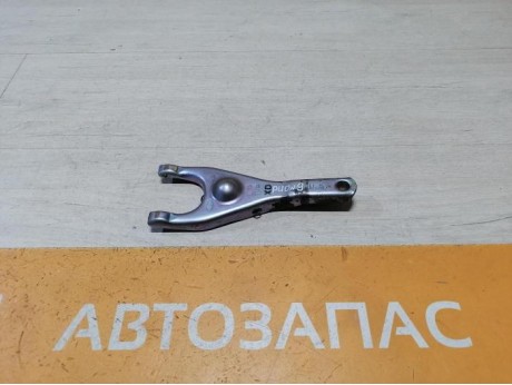 Rio 3 №9 вилка сцепления