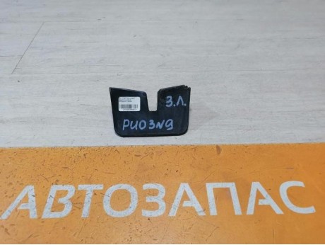 Rio 3 №9 брызговик заднего колеса передний левый