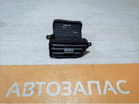 Rio 3 №9 дефлектор торпедо центральный правый