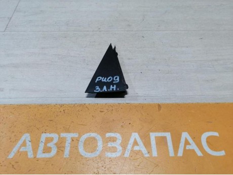 Rio 3 №9 накладка двери наружная задняя левая уголок