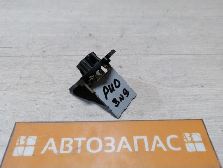 Rio 3 №9 резистор печки